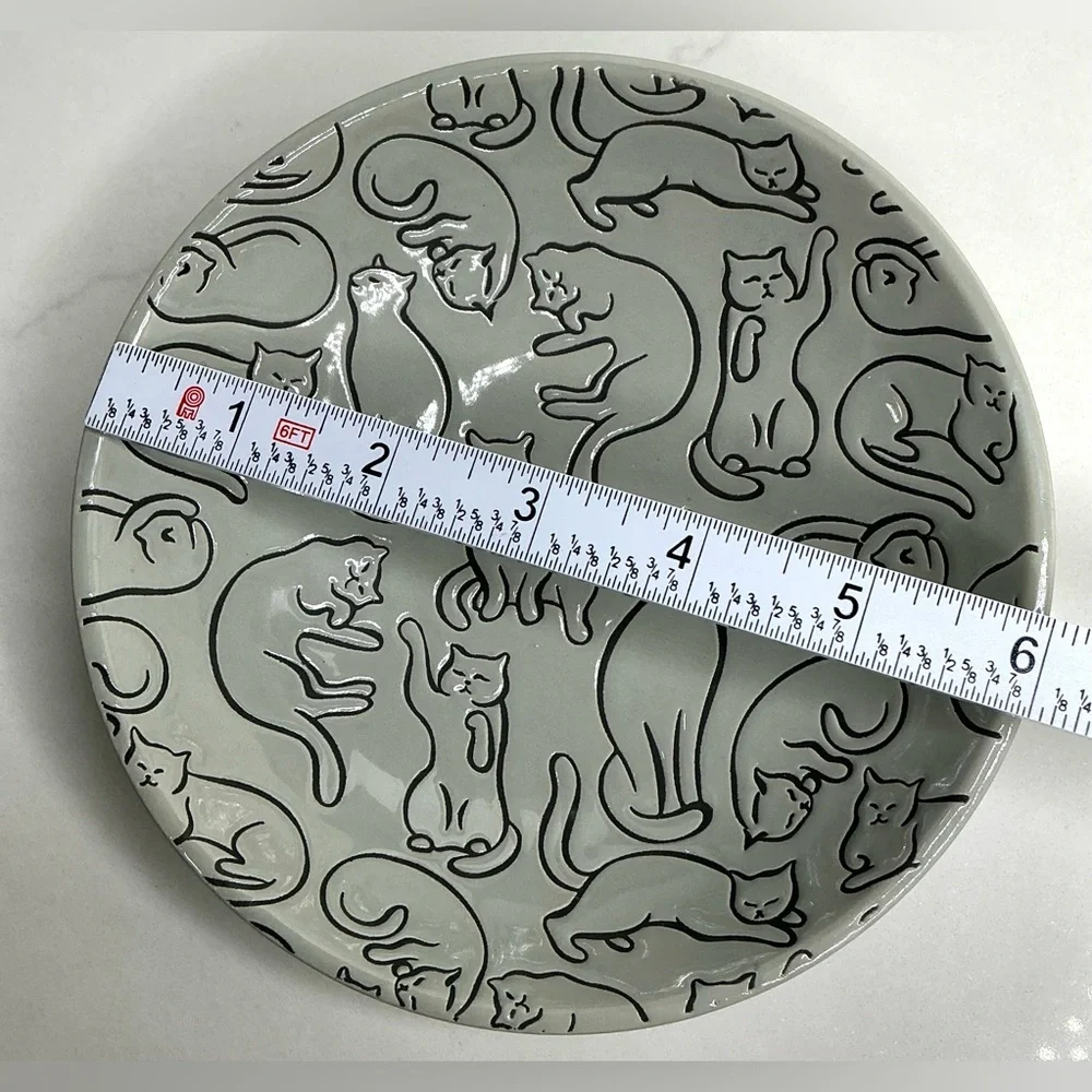 2 Signature Cat Pet Bowl Plate Food Dish Plate Adorable Gray 6” New